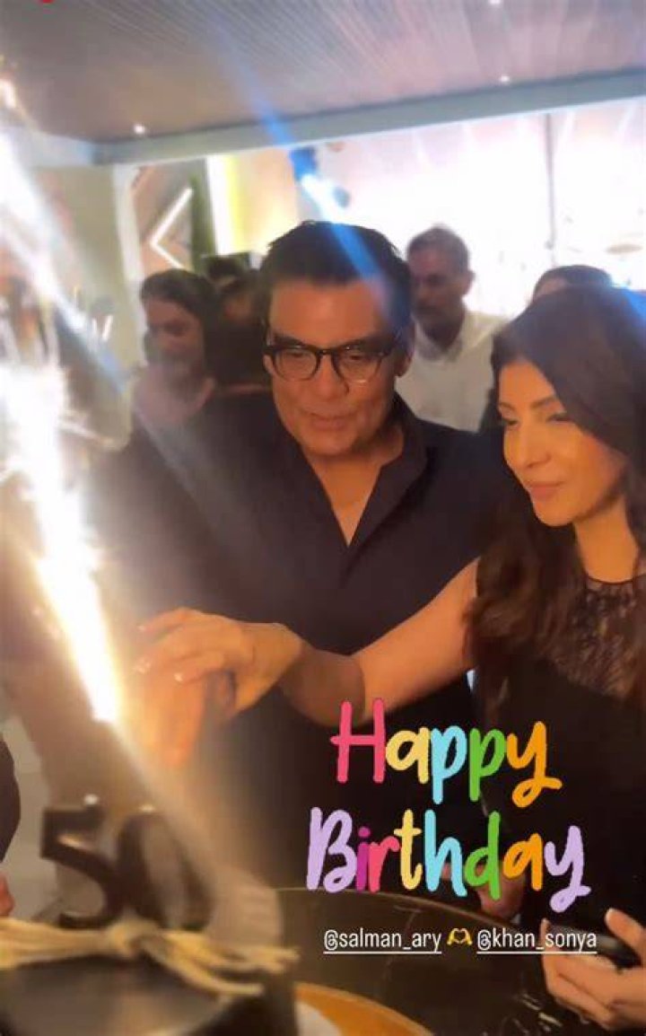 Salman Iqbal Celebrates His Birthday With His 1st Wife Reviewit.pk