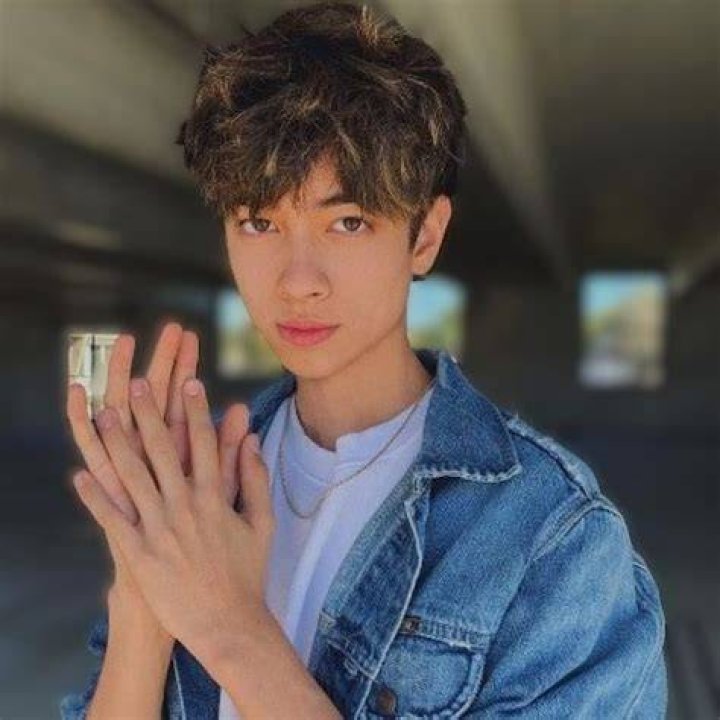 Sebastian Moy Biography, Height & Life Story Super Stars Bio