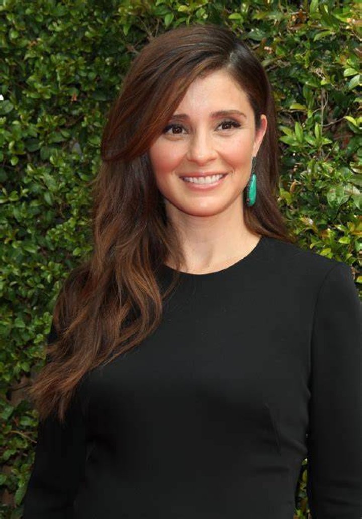 Shiri Appleby 2015 Creative Arts Emmy Awards in Los Angeles &bull; CelebMafia