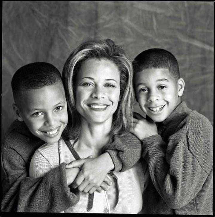 Sonya Curry Biography Facts, Childhood, Family Life & Achievements