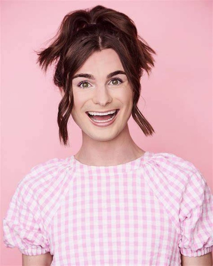 TikTok Watched Dylan Mulvaney a Woman One Day at a Time Observer