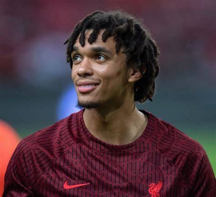 Trent AlexanderArnold's grandmother used to date Sir Alex Ferguson for