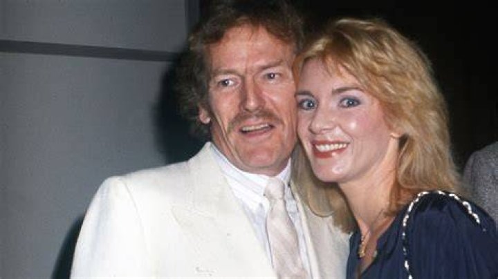 Unveiling The Enigmatic World Of Gordon Lightfoot's First Wife