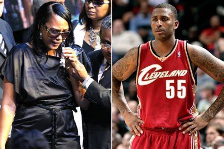UPDATED &lsquo;Last call with Sherra Wright&rsquo;