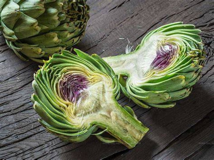 What Do Artichokes Taste Like + How to Prep