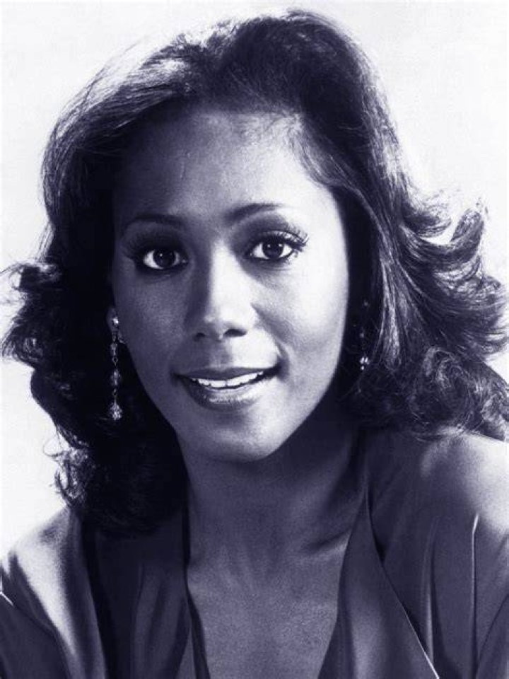 What is Actress Berlinda Tolbert doing now? Her net worth, married life