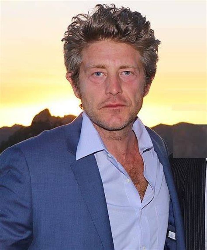 What Jason Nash's ExWife Marney Hochman Is Doing Now