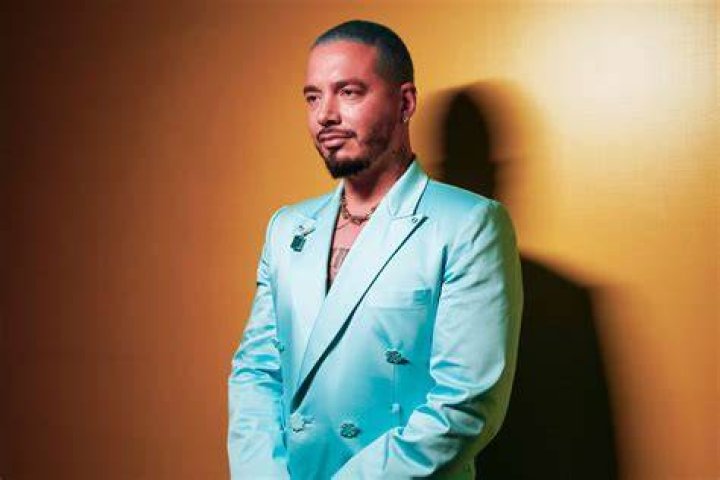 Who Is J Balvin's Girlfriend? All About Valentina Ferrer TrendRadars