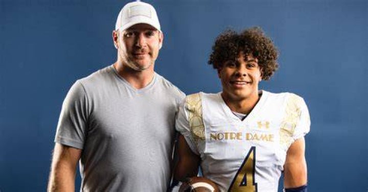 Who Is Kennedy Urlacher? Brian Urlacher Son Age Wikipedia, Instagram
