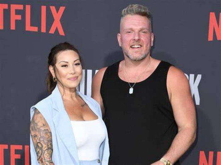 Who Is Pat Mcafee Wife? Samantha Ludy MySportDab