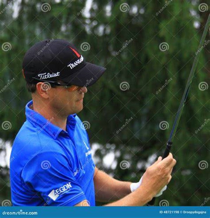 Who Is Pro Golfer Zach Johnson's Wife, Kim Barclay?